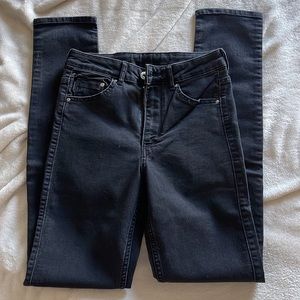 LAST CHANCE! H&M High-Rise Skinny